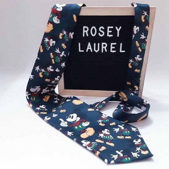 Mickey Mouse Tie - Picture 3 of 8